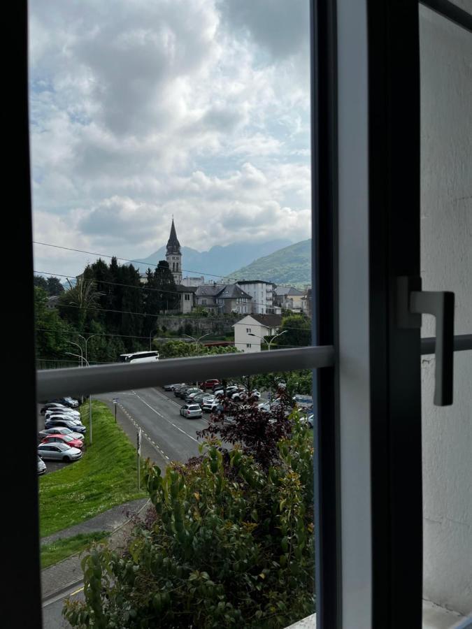 Charmant T2 Bis Proche Gare Et Centre Ville - Parking Proche Lourdes Esterno foto
